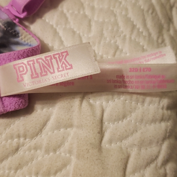 2x 32D Victoria's Secret bras for $12. - Picture 3 of 4